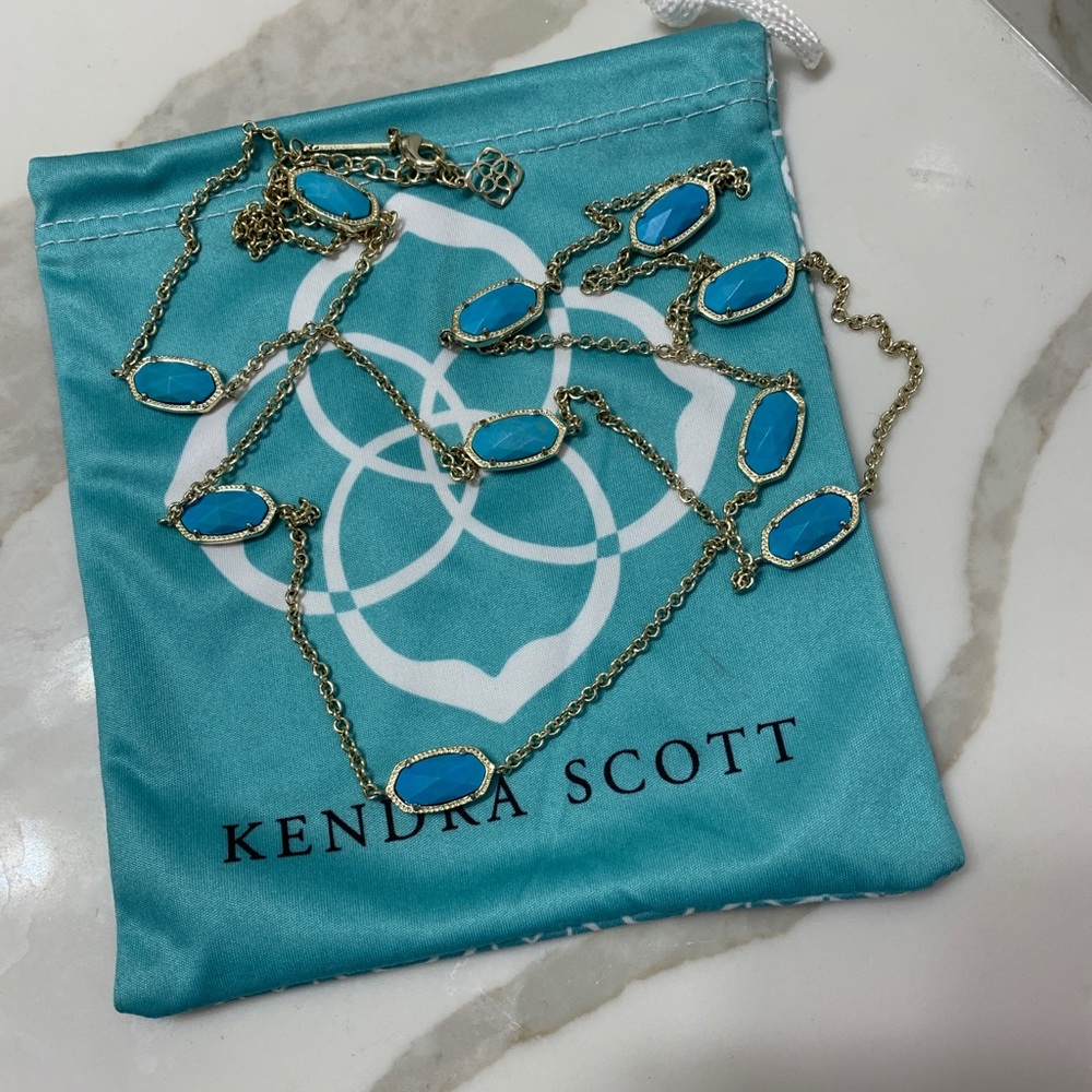 Kendra Scott necklace
